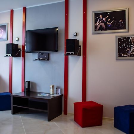 Rock Hotel First Line Μπατούμι Εξωτερικό φωτογραφία